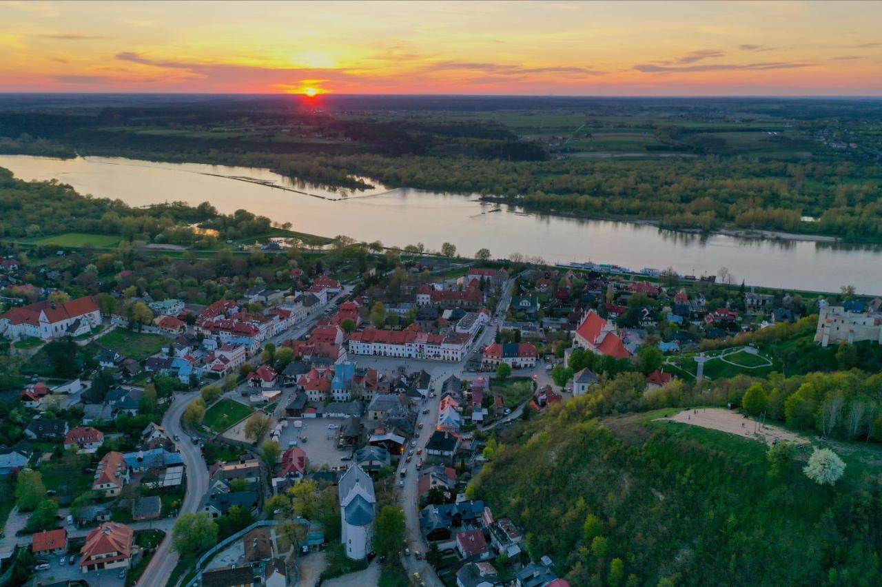 Folwark Walencja Hotel Казимеж Долни Екстериор снимка