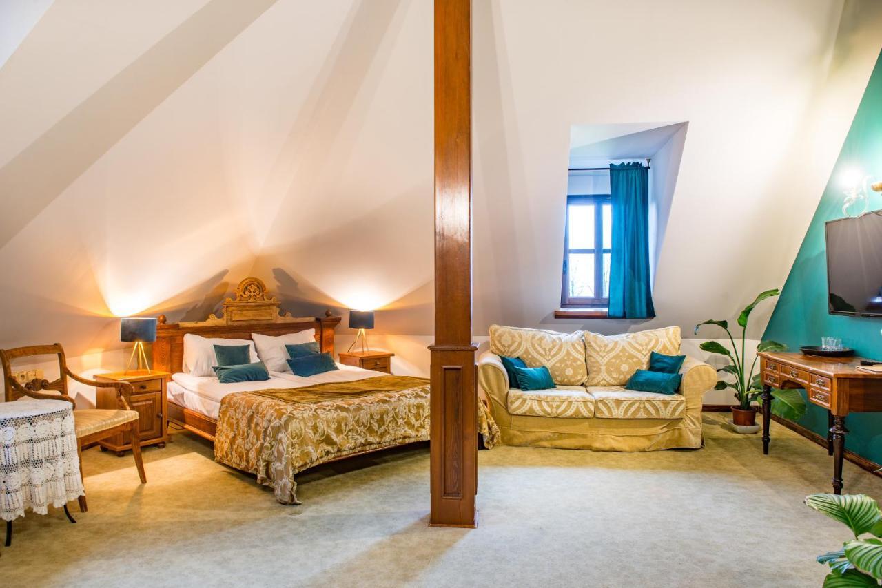 Folwark Walencja Hotel Казимеж Долни Екстериор снимка
