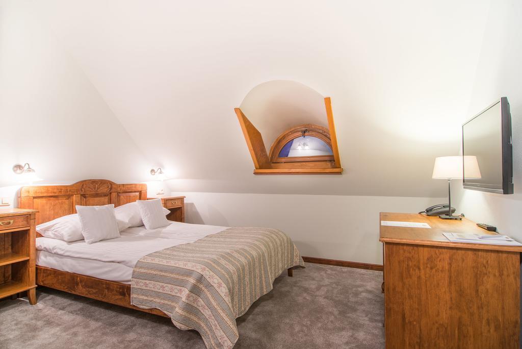 Folwark Walencja Hotel Казимеж Долни Екстериор снимка