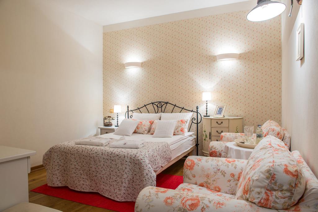Folwark Walencja Hotel Казимеж Долни Екстериор снимка