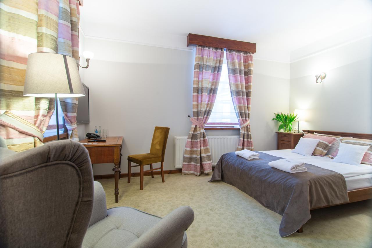 Folwark Walencja Hotel Казимеж Долни Екстериор снимка
