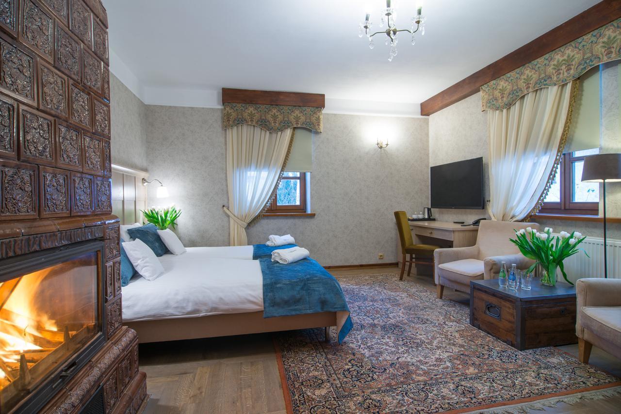 Folwark Walencja Hotel Казимеж Долни Екстериор снимка