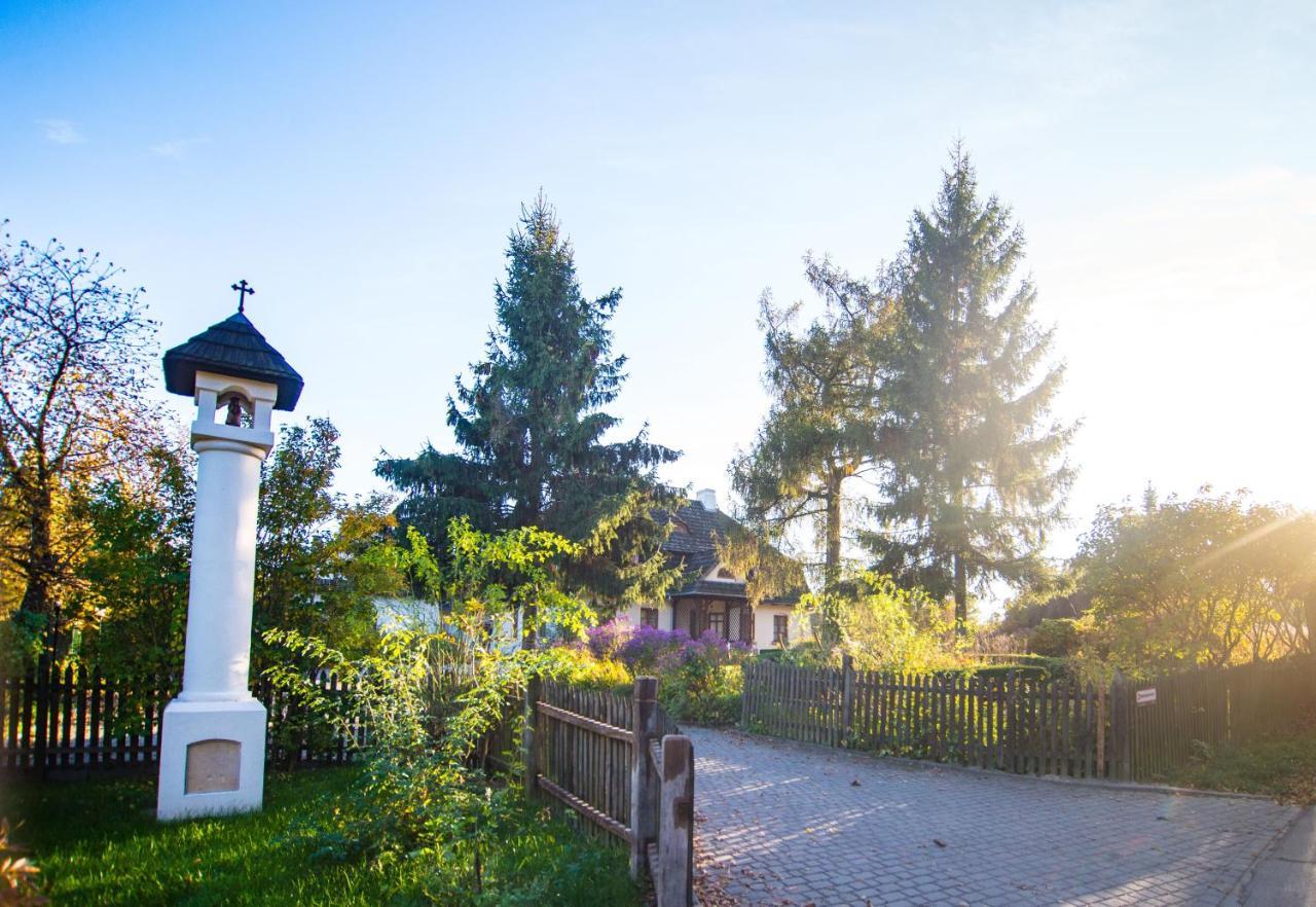 Folwark Walencja Hotel Казимеж Долни Екстериор снимка